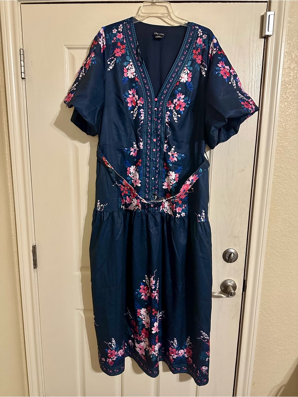 City Chic Navy Floral V-Neck Tie-Waist Midi Dress